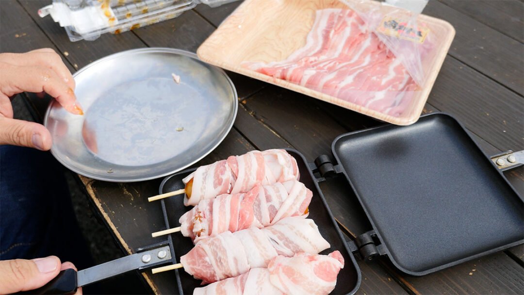 【キャンプ飯】ホットサンドメーカーで簡単に作る肉巻き3種！